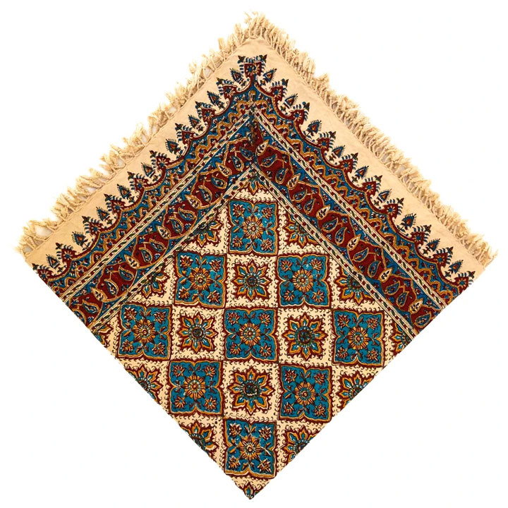 رومیزی ابریشم طرح خشتی